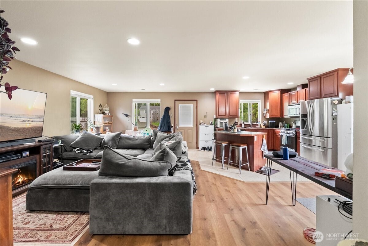 8178 Sandy Road NE, Bremerton, WA 98311