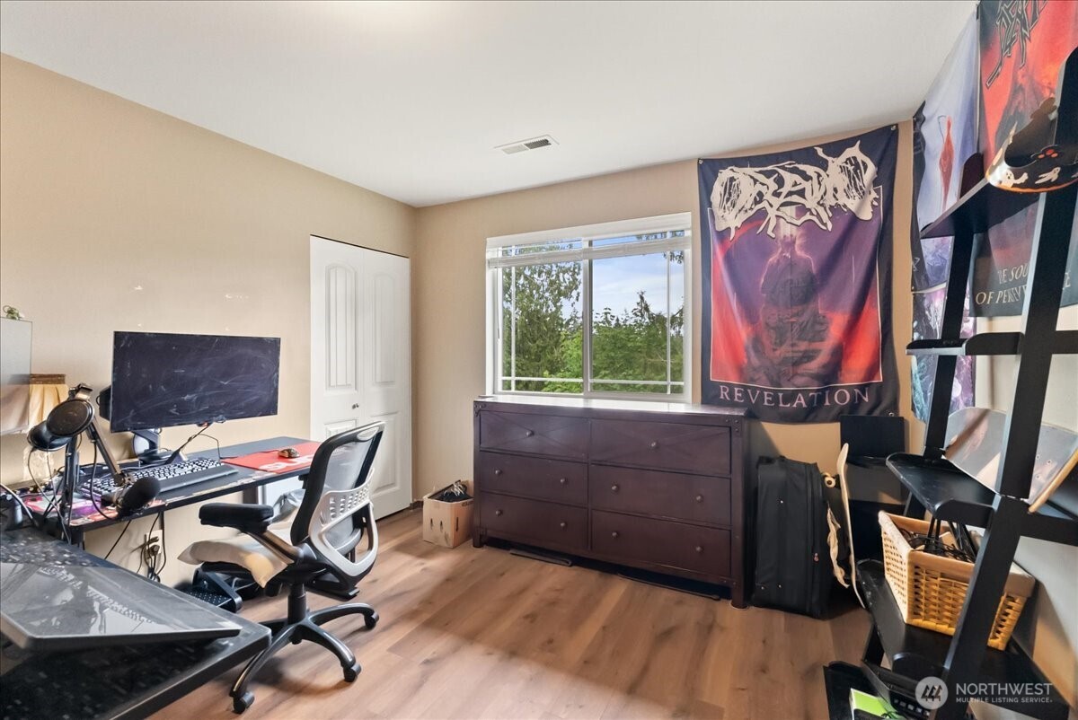 8178 Sandy Road NE, Bremerton, WA 98311