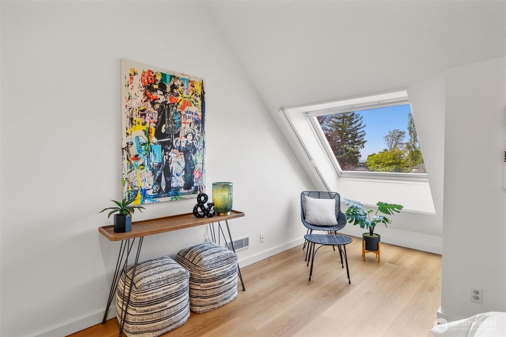 1401 5th Avenue W #402, Seattle, WA 98119