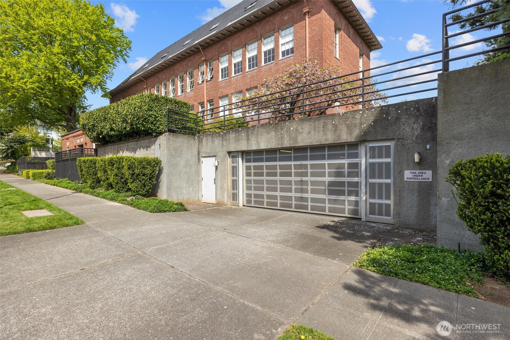 1401 5th Avenue W #402, Seattle, WA 98119