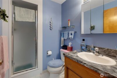 5242 N 10th Street , Tacoma, WA 98406-2622 - Photo 12