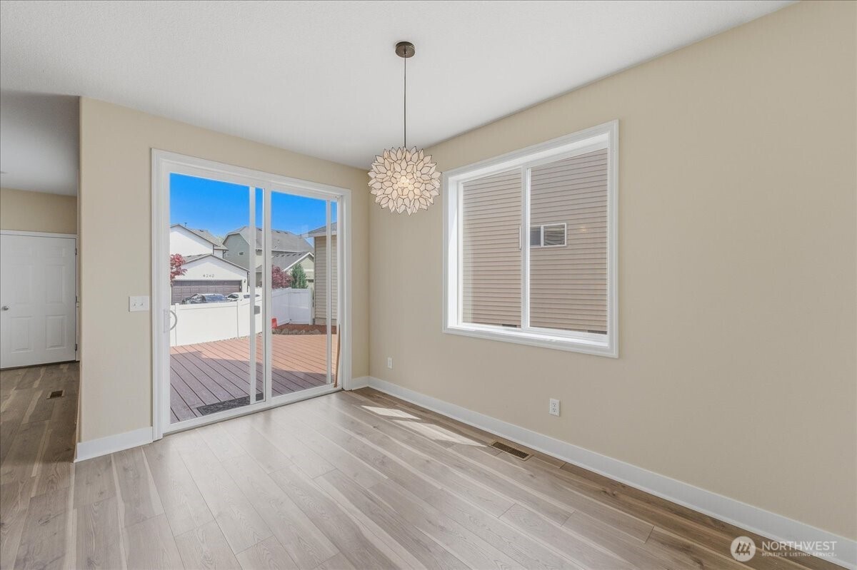4321 NW 12th Avenue , Camas, WA 98607
