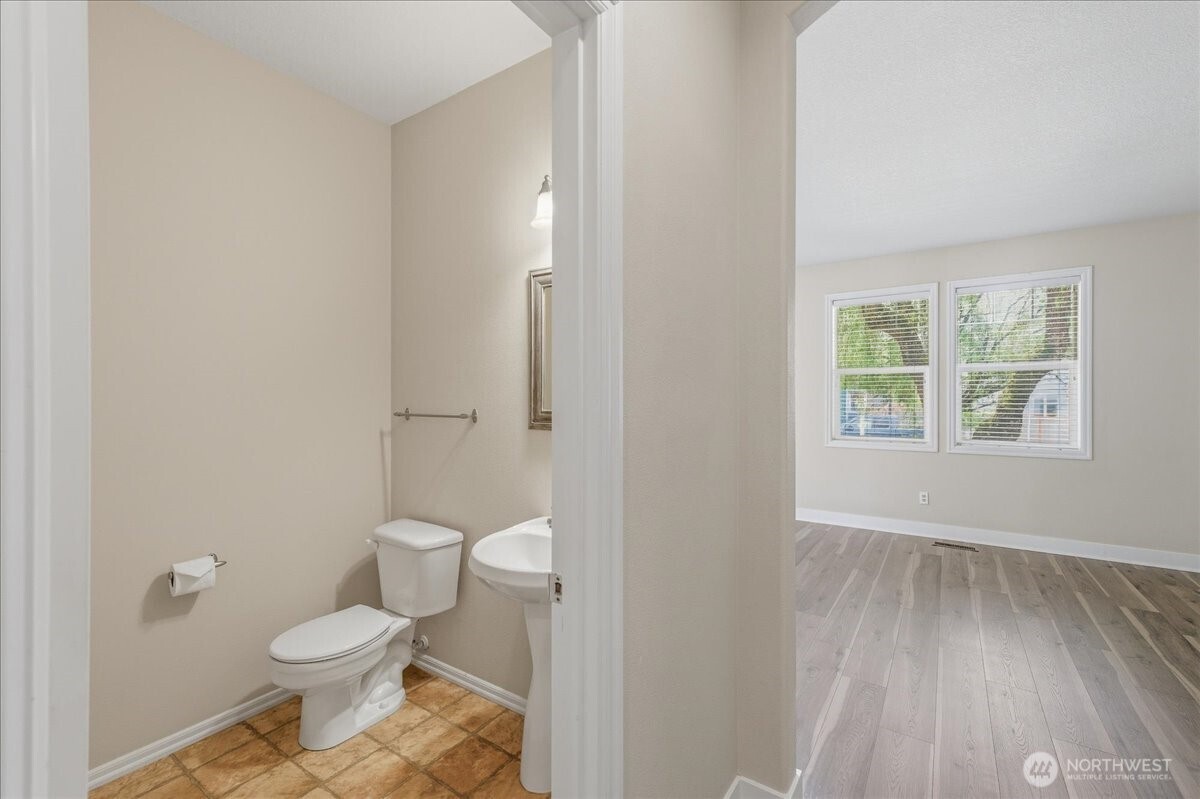 4321 NW 12th Avenue , Camas, WA 98607