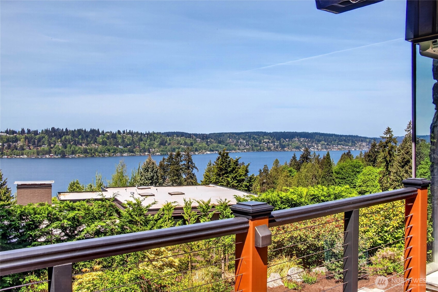 13463 64th Terrace NE, Kirkland, WA 98034