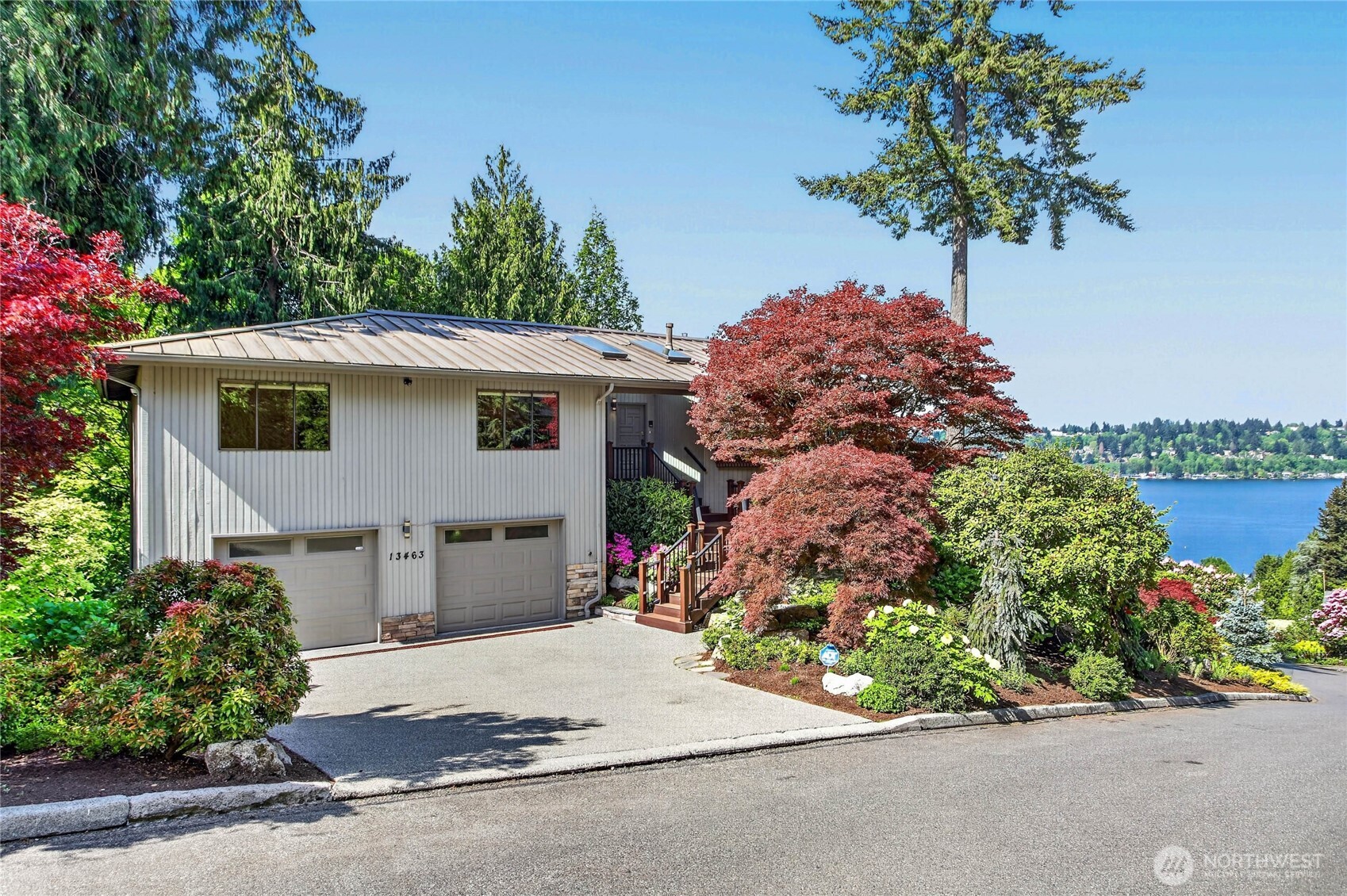 13463 64th Terrace NE, Kirkland, WA 98034