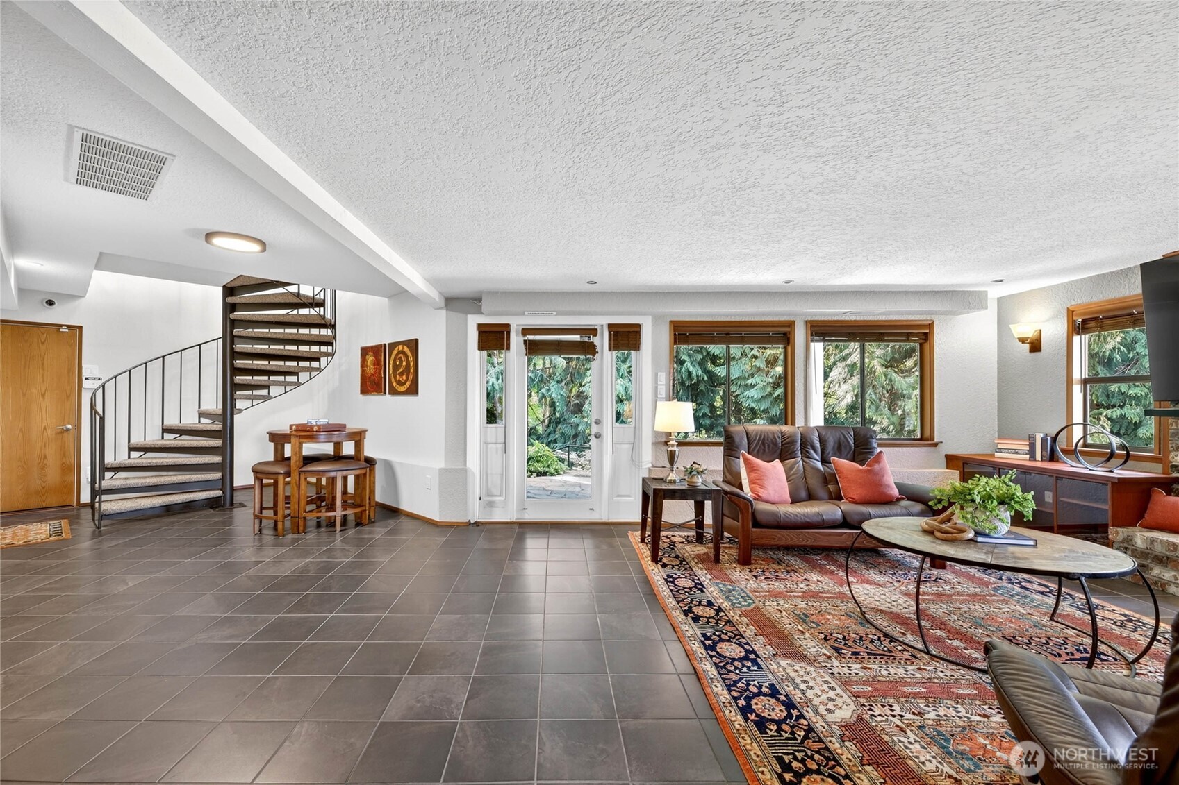 13463 64th Terrace NE, Kirkland, WA 98034