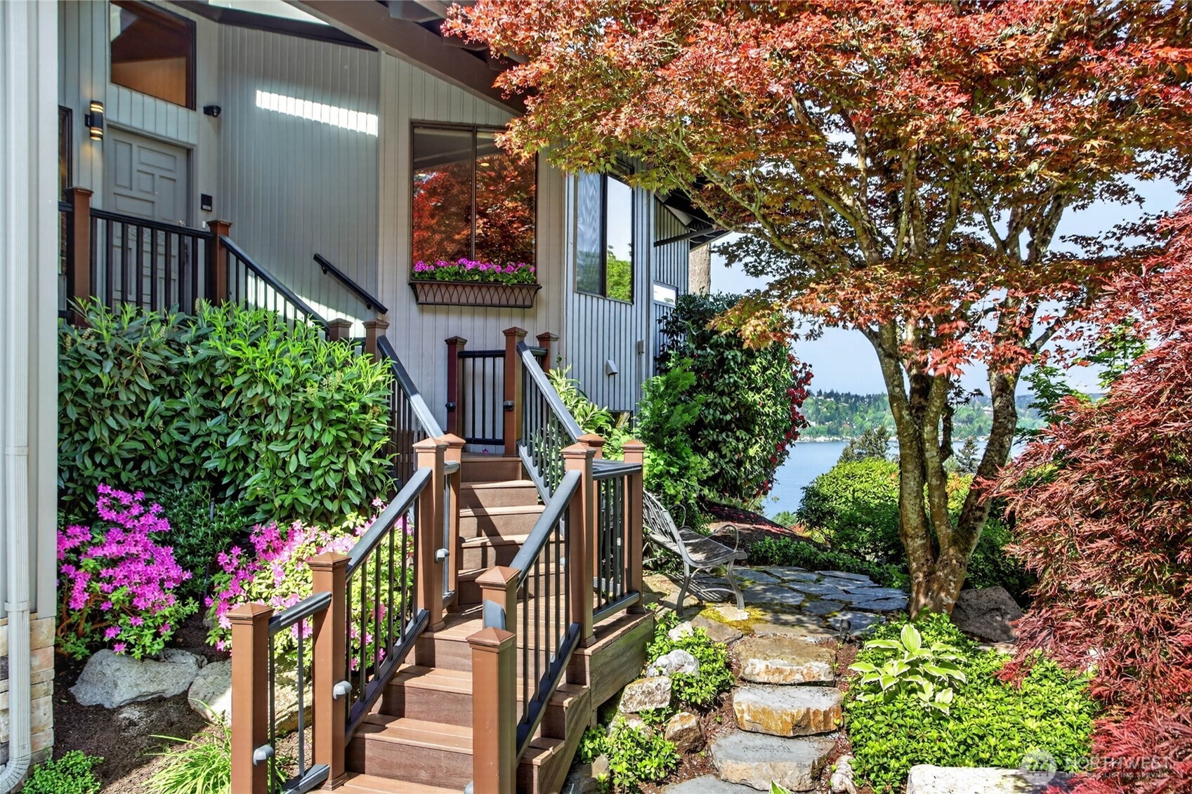 13463 64th Terrace NE, Kirkland, WA 98034