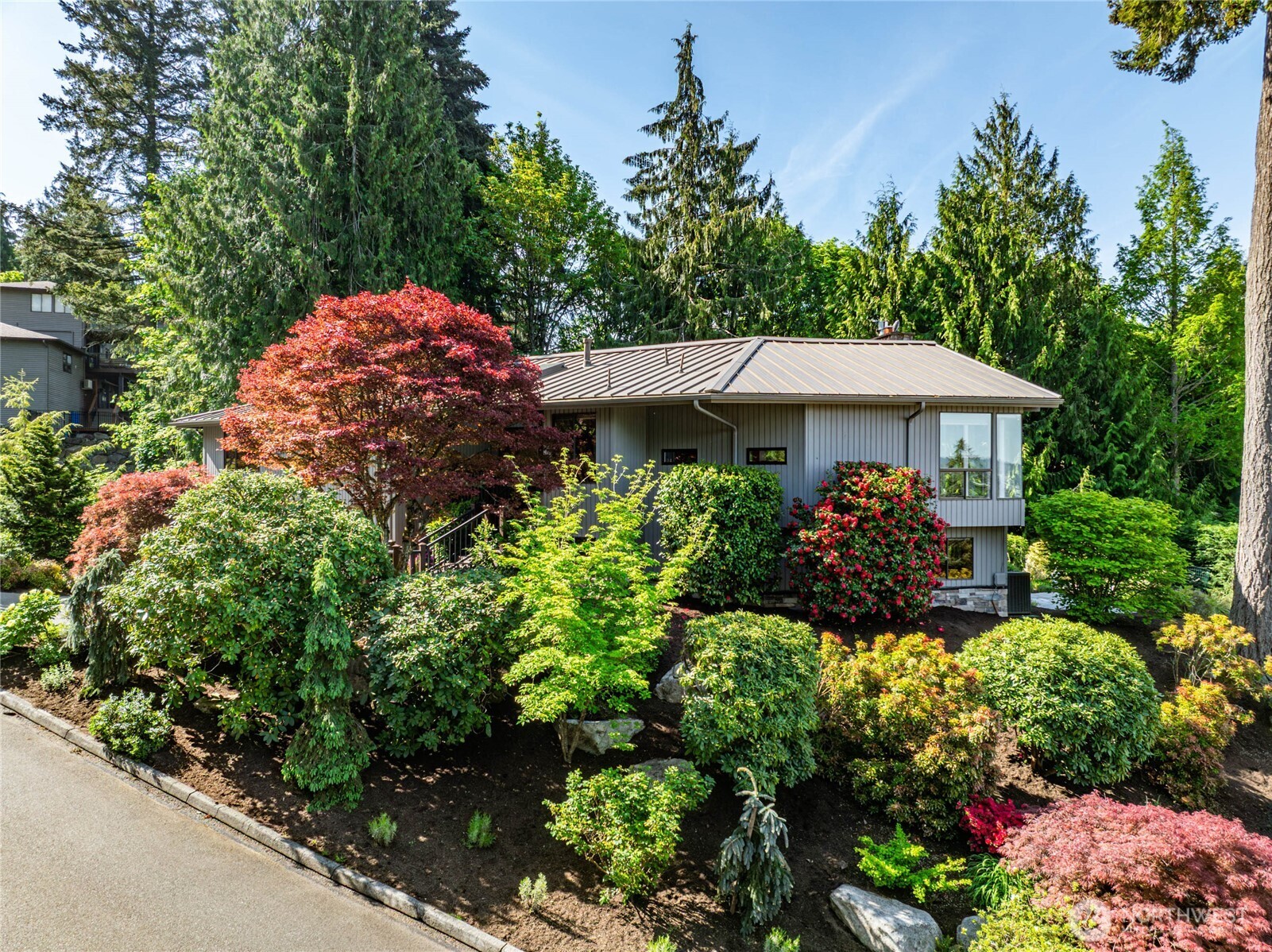 13463 64th Terrace NE, Kirkland, WA 98034