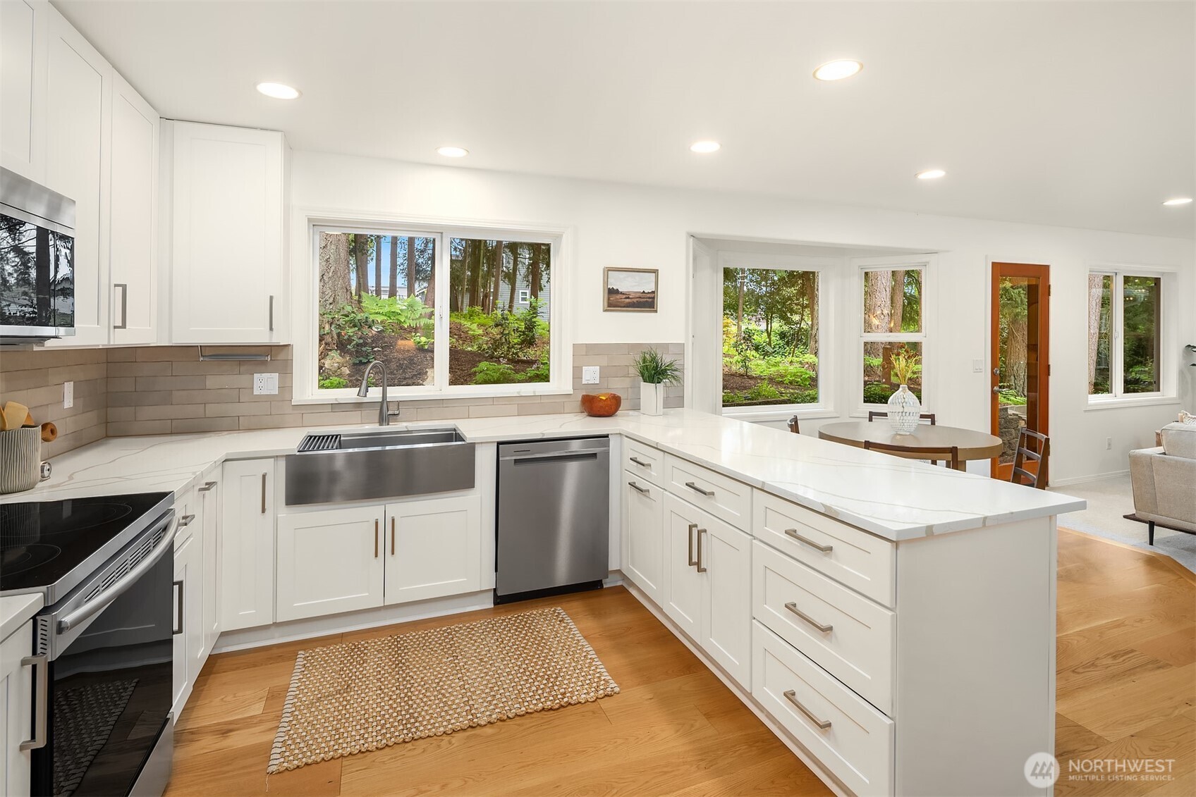8934 218th Street SW, Edmonds, WA 98026