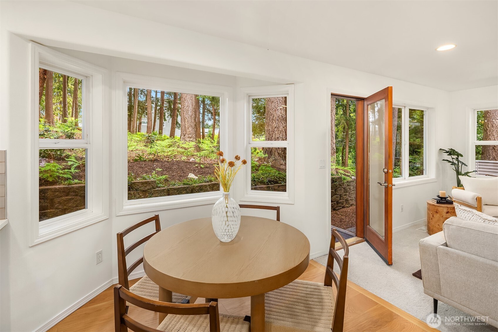 8934 218th Street SW, Edmonds, WA 98026