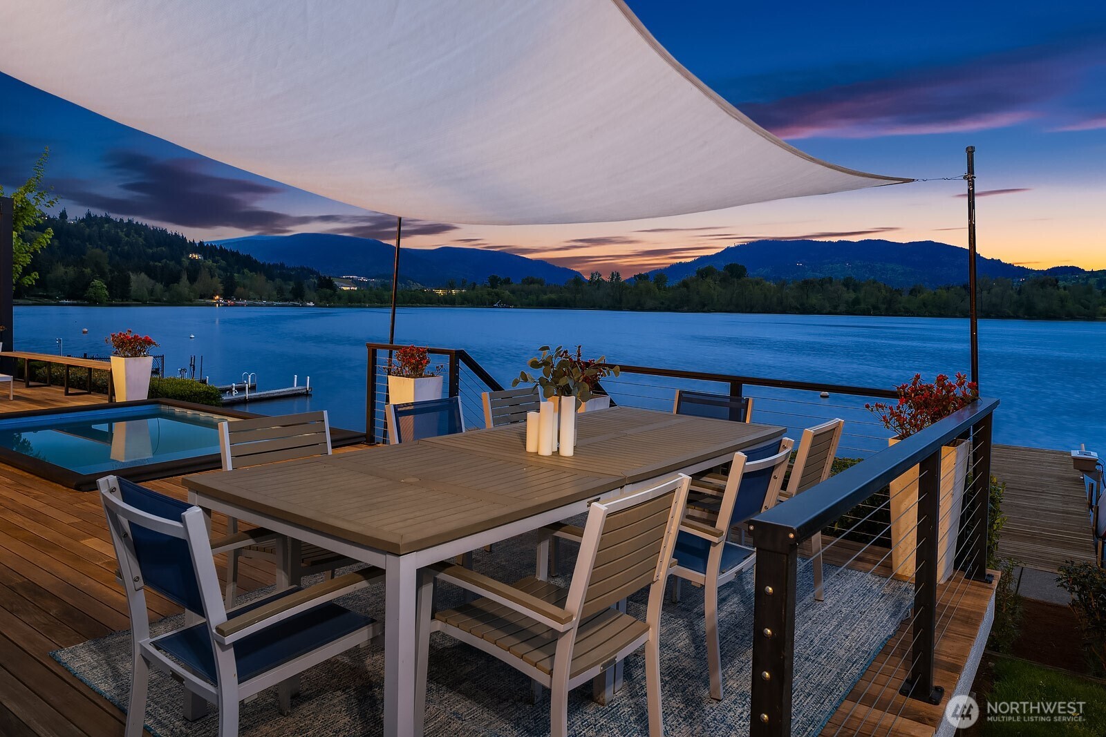 4233 E Lake Sammamish Shore Lane SE, Sammamish, WA 98075