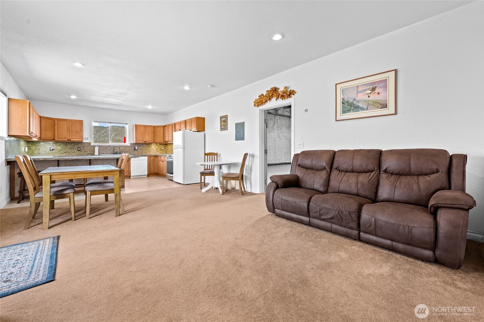 675 Peach Road , Waterville, WA 98858