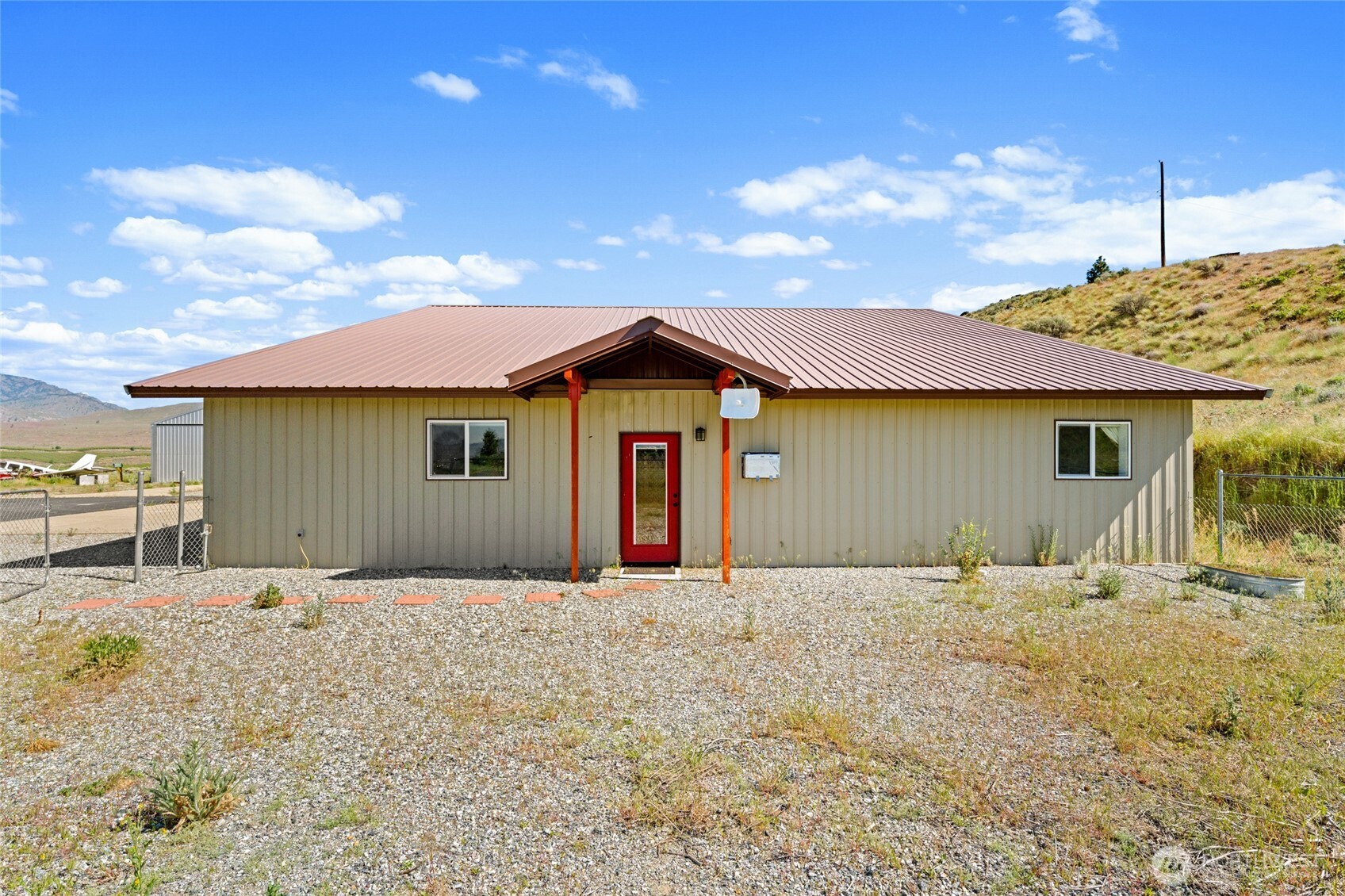 675 Peach Road , Waterville, WA 98858