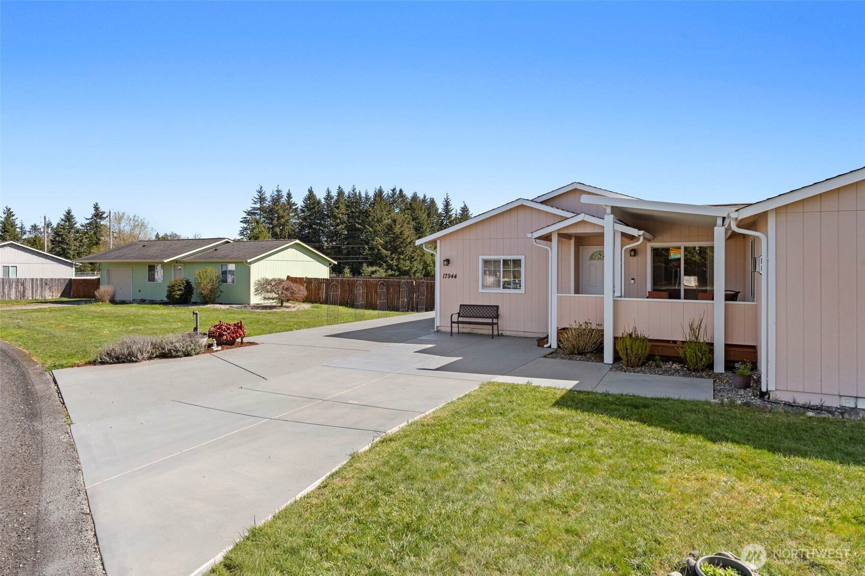 17944 Camus Drive SW, Rochester, WA 98579
