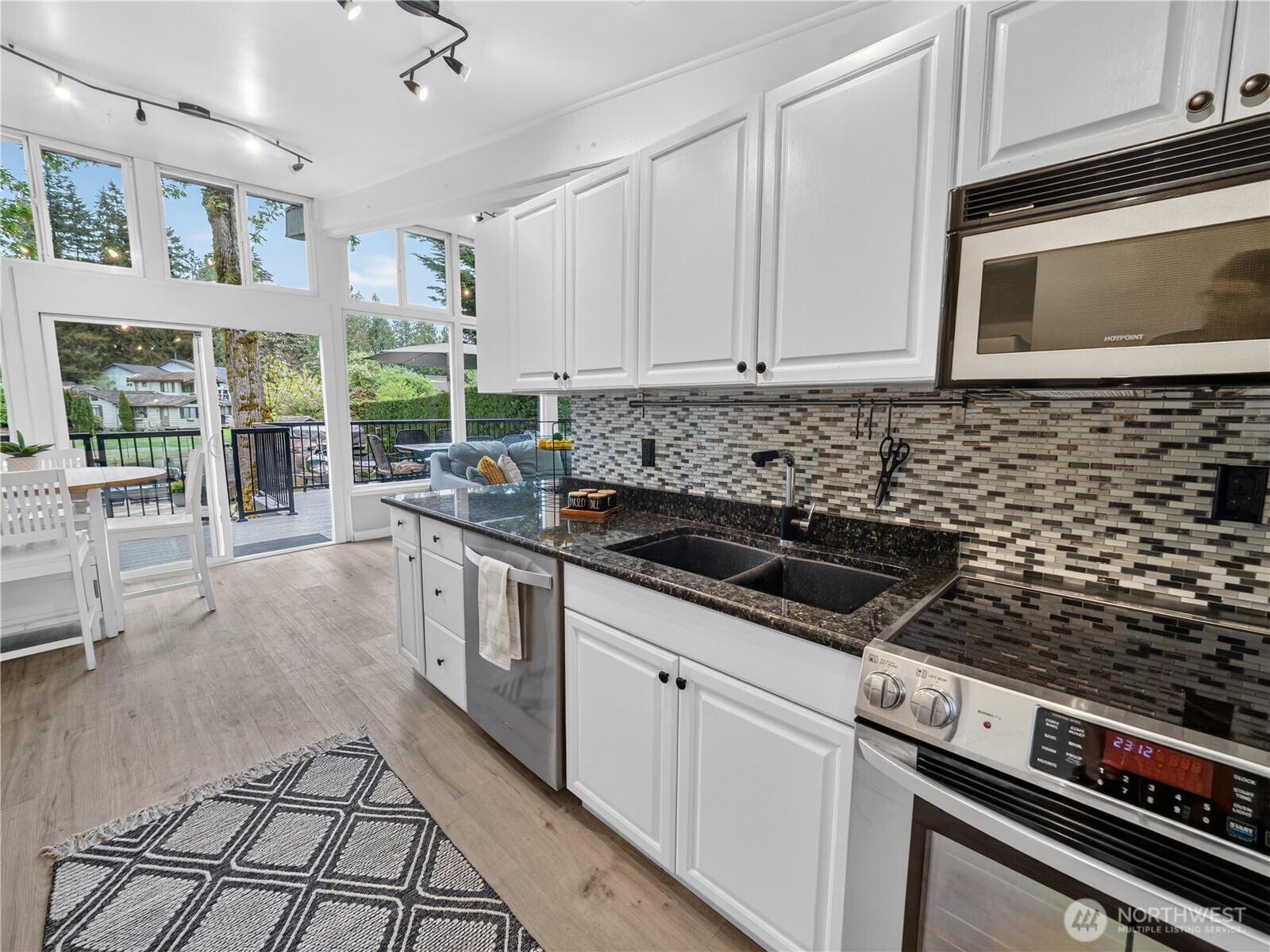 29800 224th Avenue SE, Black Diamond, WA 98010