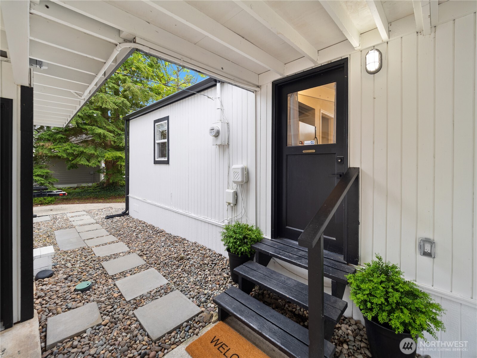 29800 224th Avenue SE, Black Diamond, WA 98010