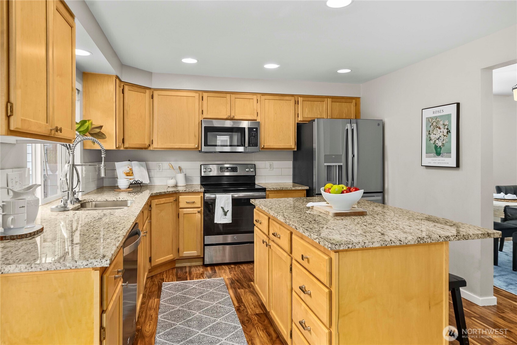 27217 213th Place SE, Maple Valley, WA 98038