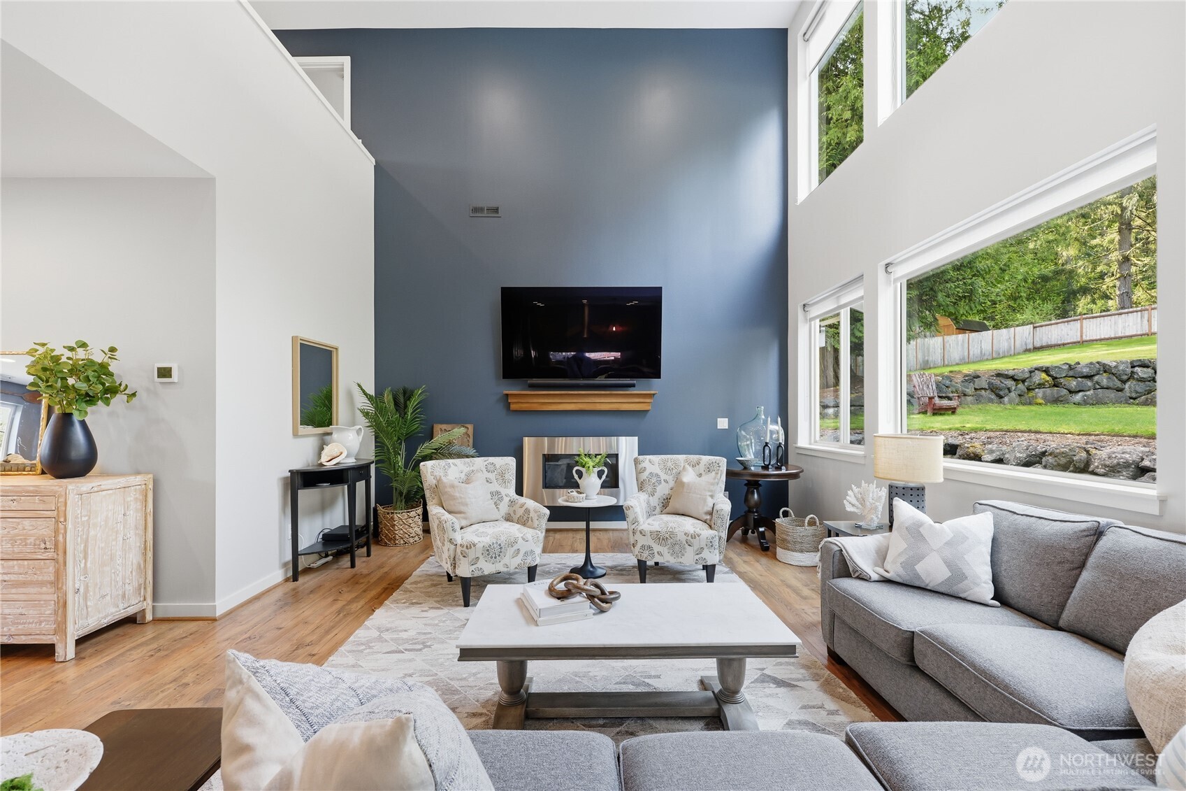 5726 Solana Lane NE, Bainbridge Island, WA 98110-2669