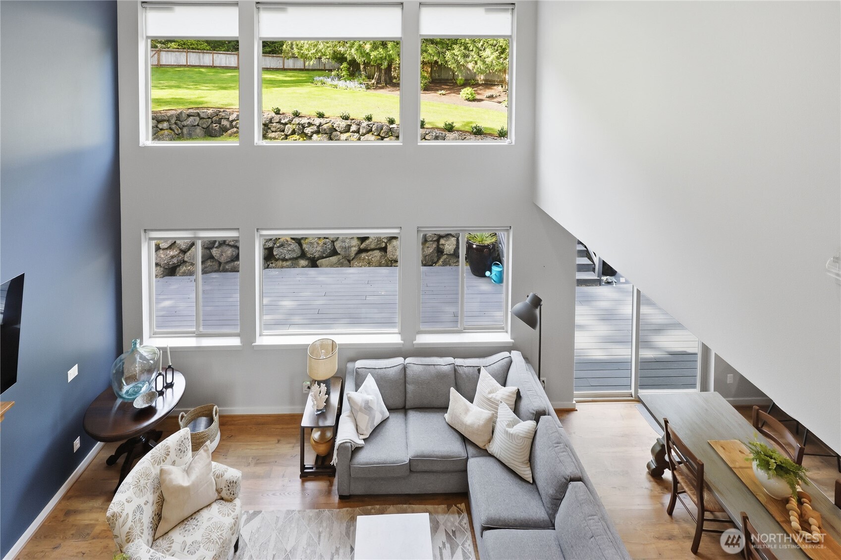 5726 Solana Lane NE, Bainbridge Island, WA 98110-2669