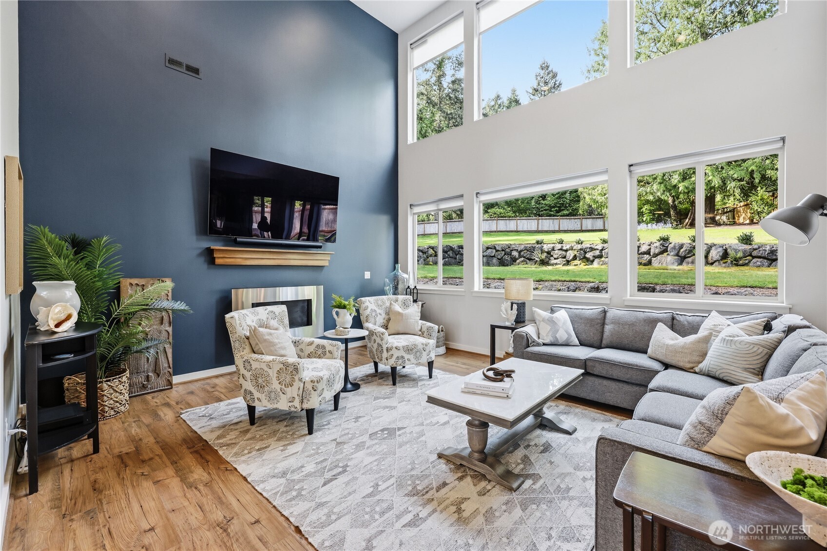 5726 Solana Lane NE, Bainbridge Island, WA 98110-2669