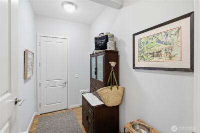 5726 Solana Lane NE, Bainbridge Island, WA 98110-2669 - Photo 31