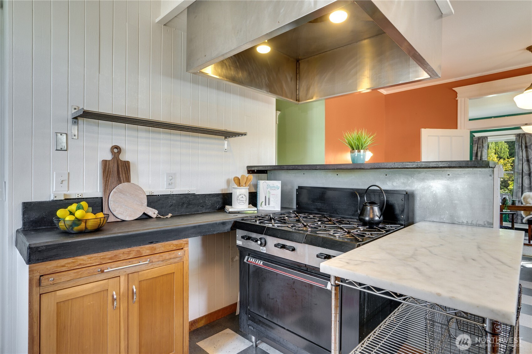 1021 N 5th Street , Tacoma, WA 98403