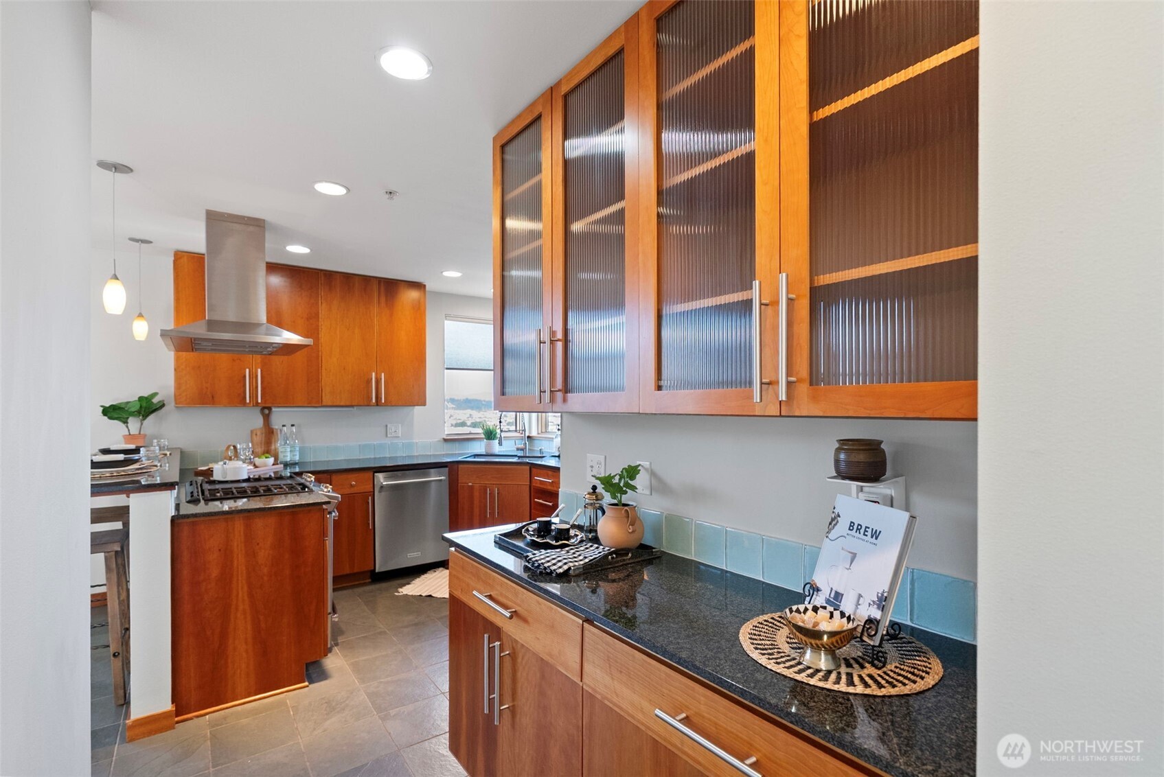 609 Fawcett Avenue , Tacoma, WA 98402