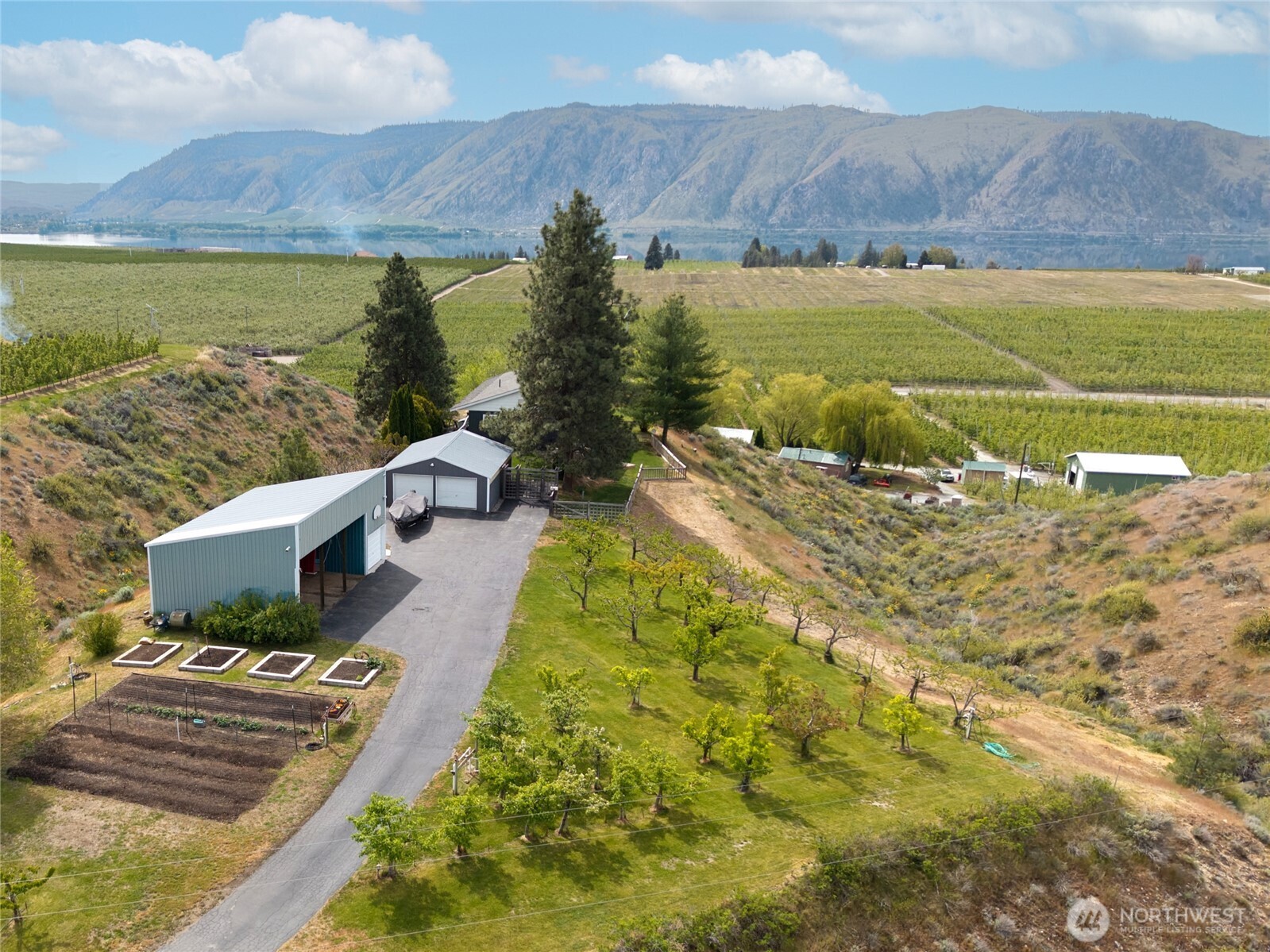 86 Mountain View Dr , Brewster, WA 98812