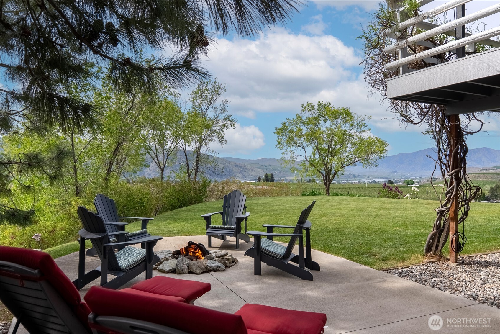 86 Mountain View Dr , Brewster, WA 98812