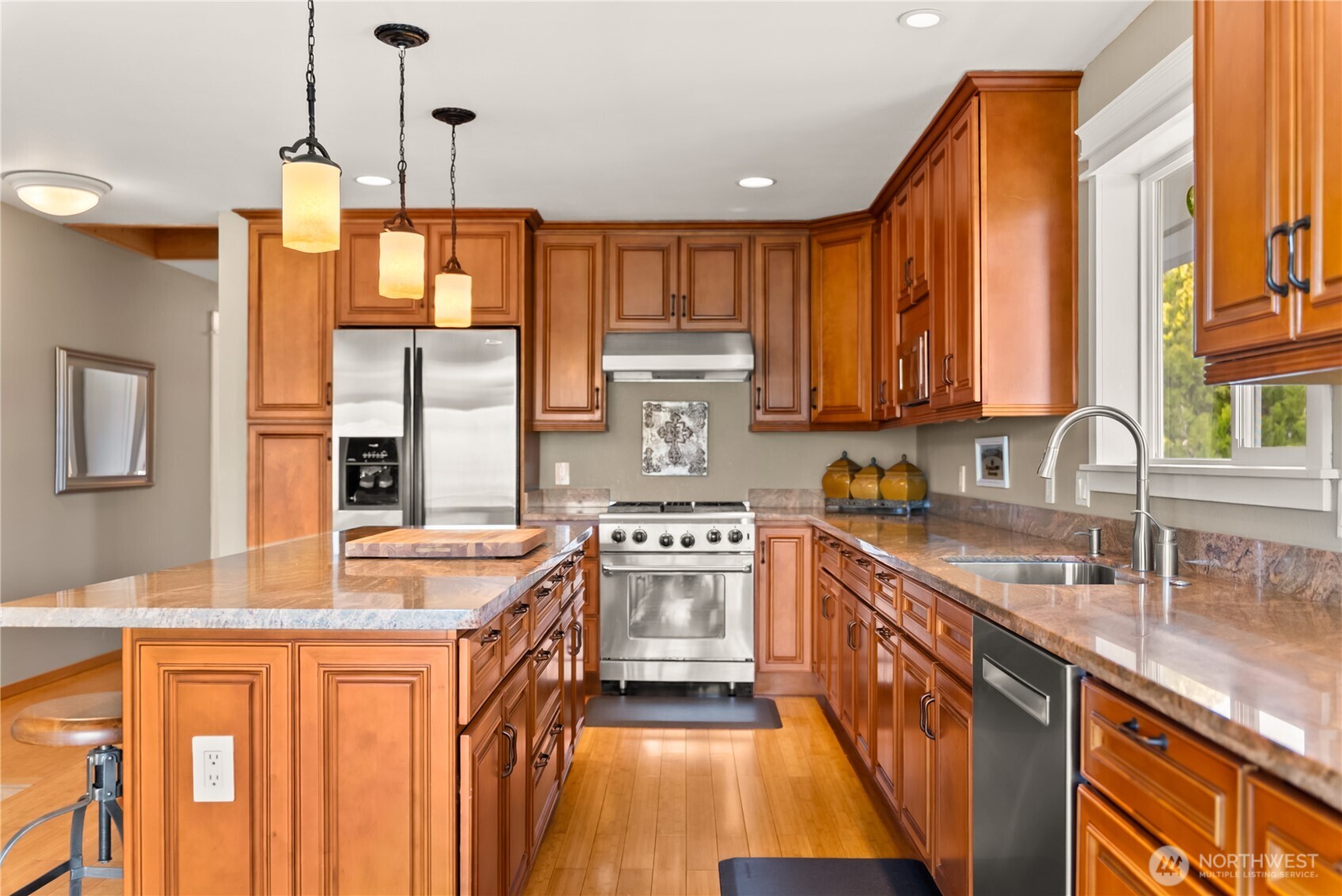 86 Mountain View Dr , Brewster, WA 98812