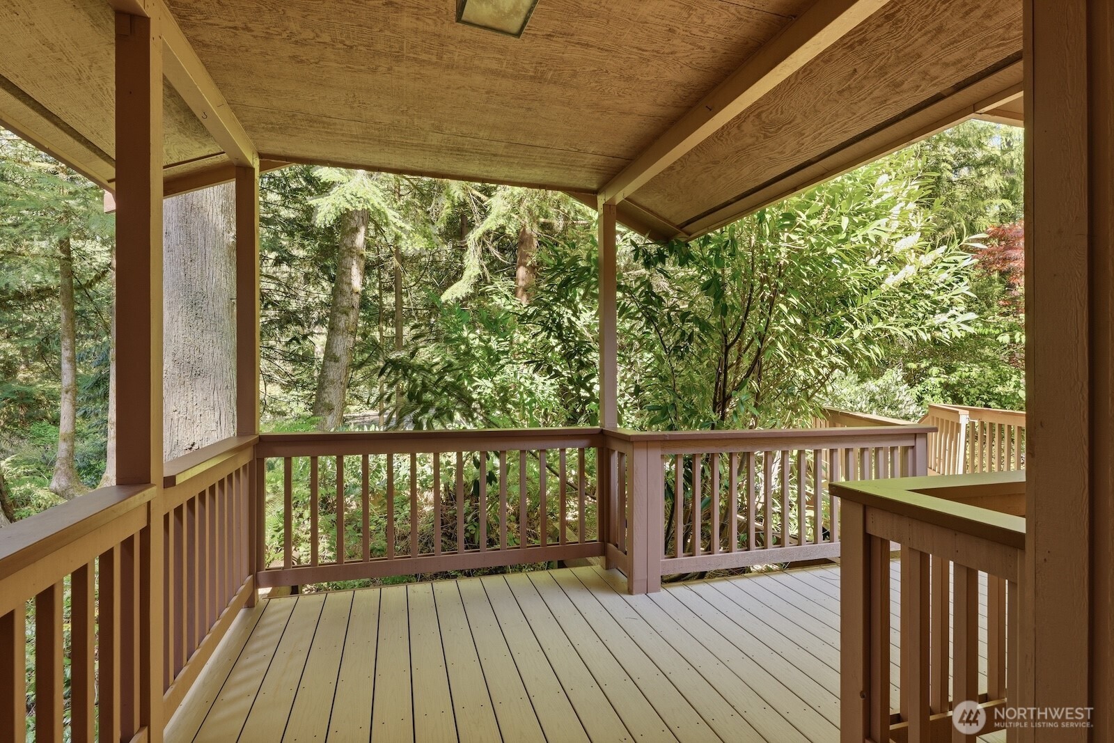19816 233rd Avenue NE, Woodinville, WA 98077
