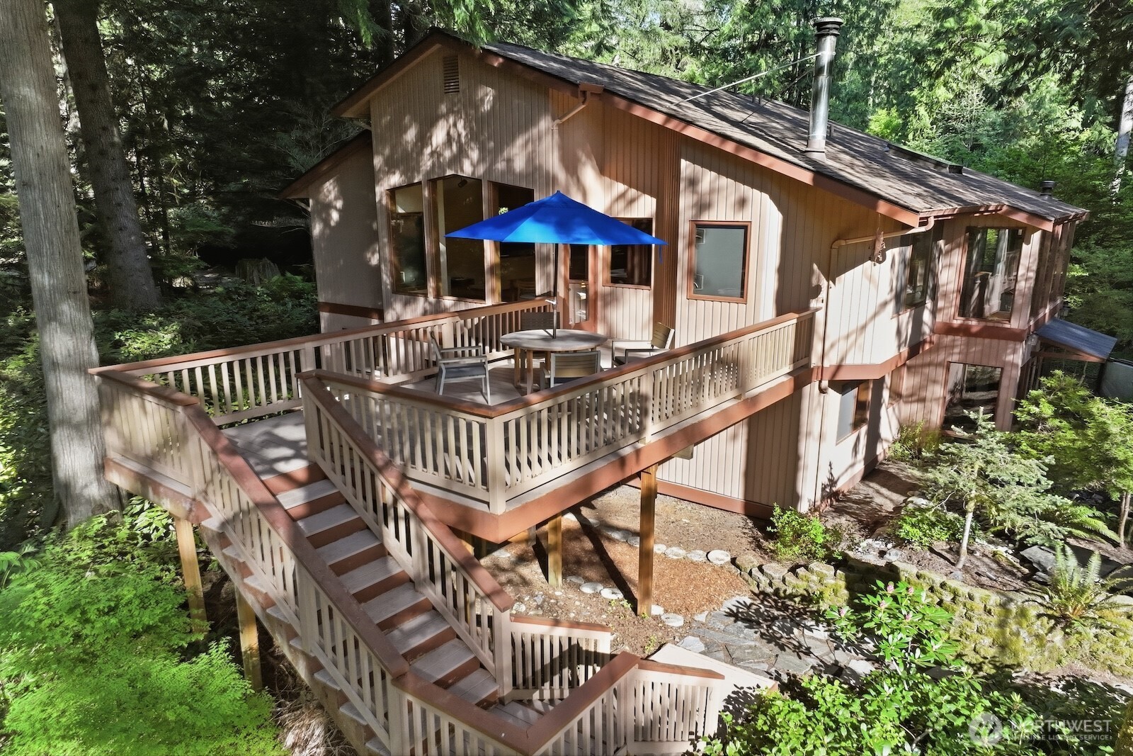 19816 233rd Avenue NE, Woodinville, WA 98077