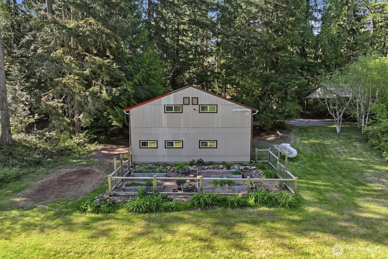 19816 233rd Avenue NE, Woodinville, WA 98077