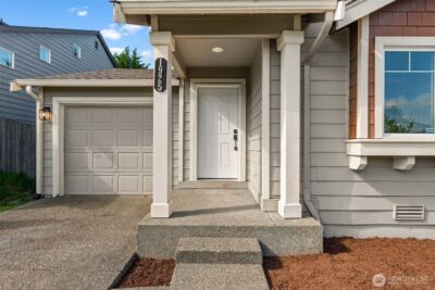 1925 199th Street E, Spanaway, WA 98387-4101 - Photo 2