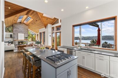 5970 NE Arrowhead Drive , Kenmore, WA 98028 - Photo 14
