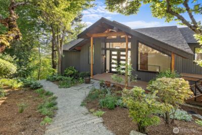 5970 NE Arrowhead Drive , Kenmore, WA 98028 - Photo 36
