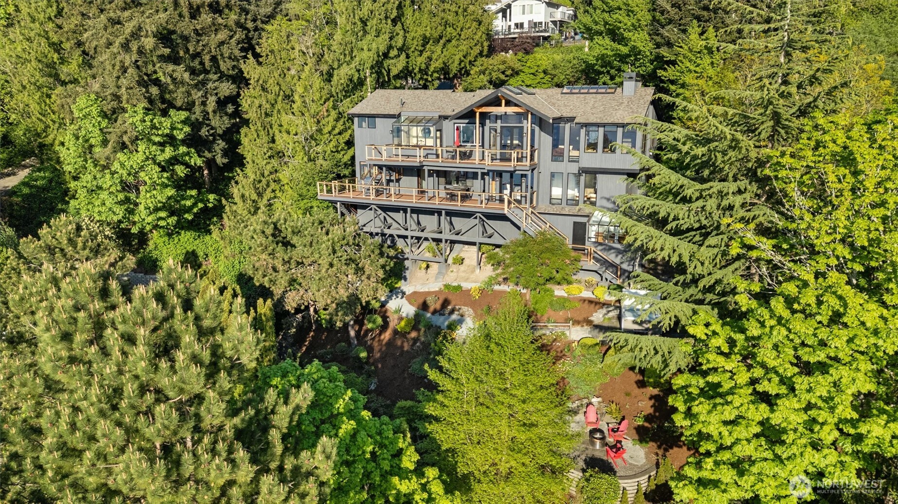 5970 NE Arrowhead Drive , Kenmore, WA 98028
