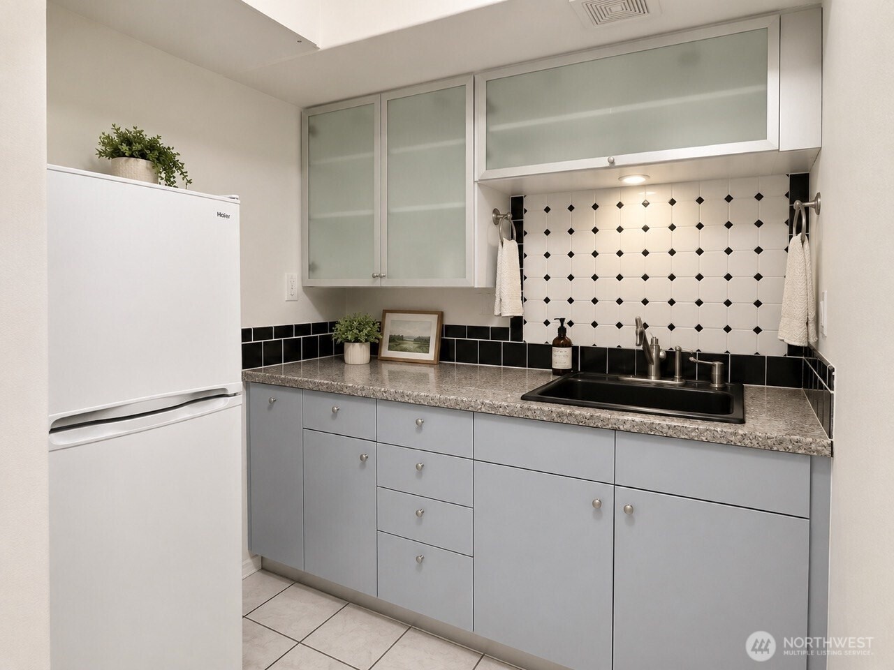 9127 Surrey Lane SW, Mukilteo, WA 98275-3675