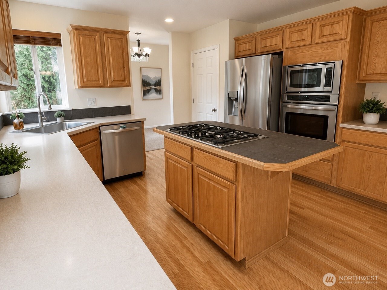 9127 Surrey Lane SW, Mukilteo, WA 98275-3675