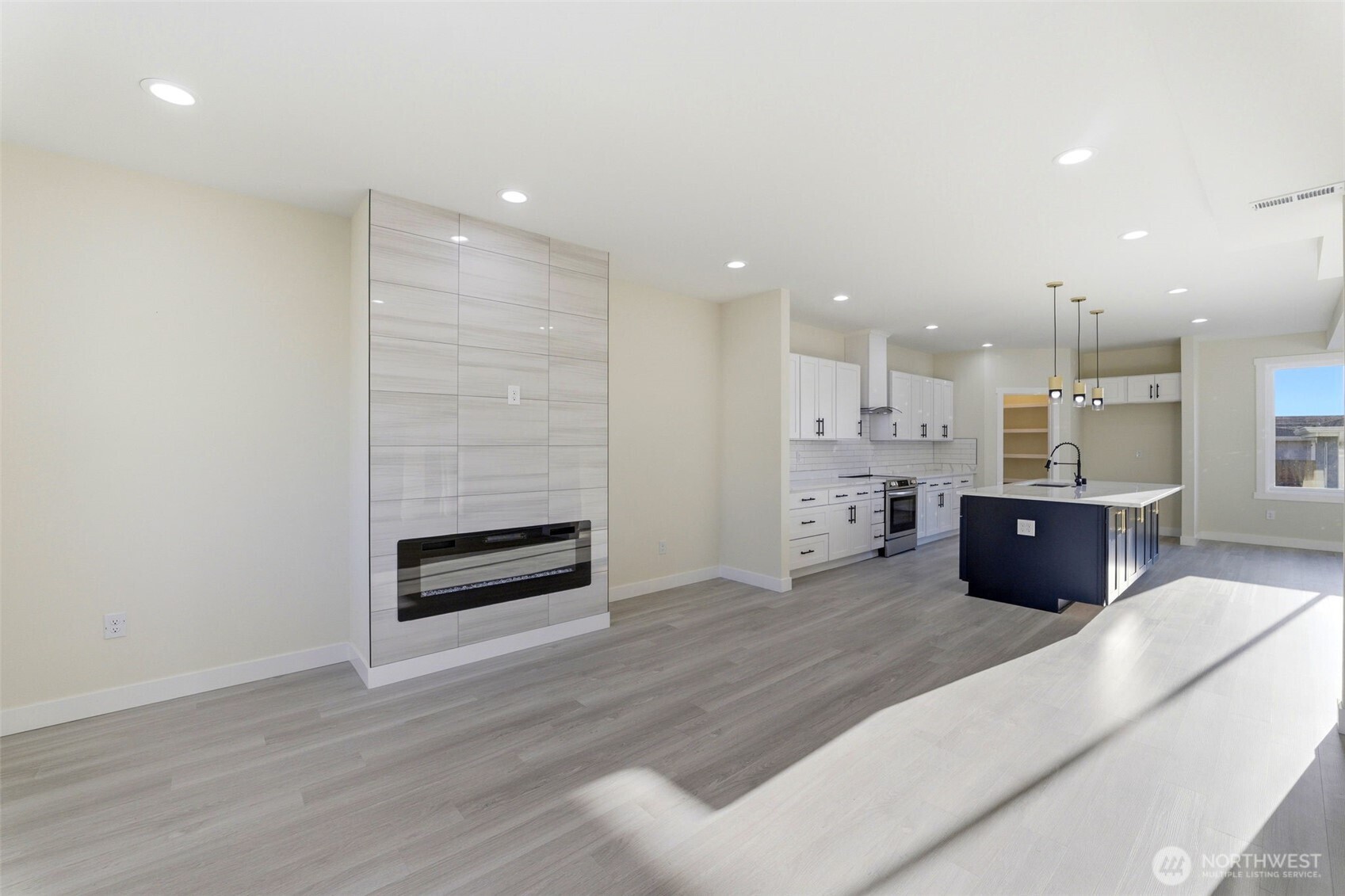 3058 44th Avenue NE, Tacoma, WA 98422