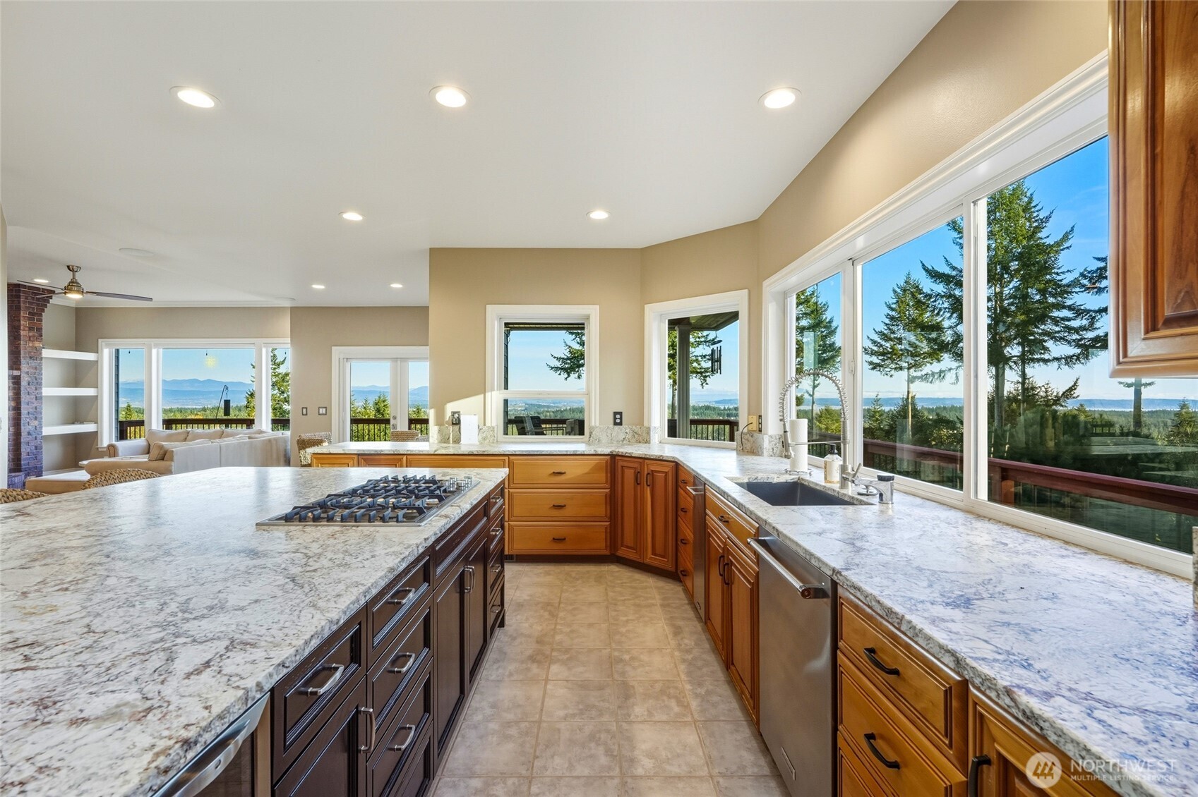 514 Wayne's Ridge Circle , Camano Island, WA 98282