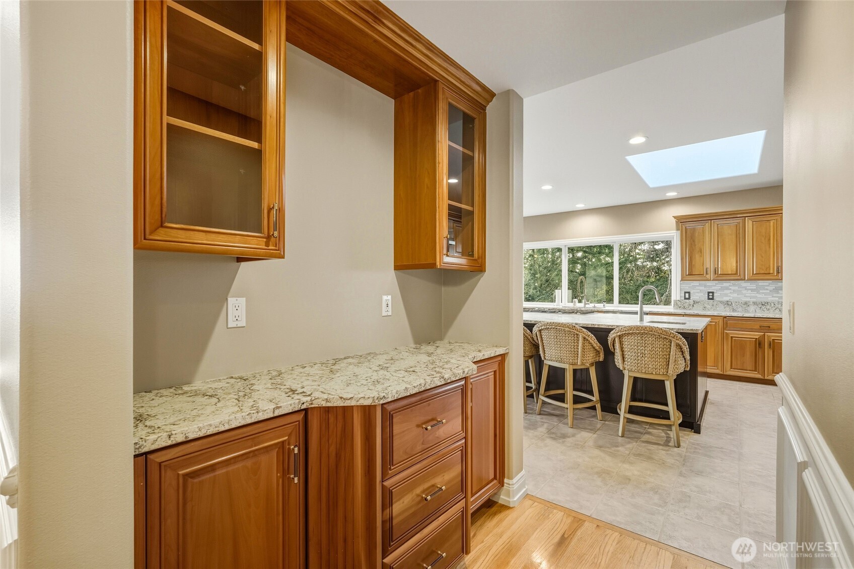 514 Wayne's Ridge Circle , Camano Island, WA 98282
