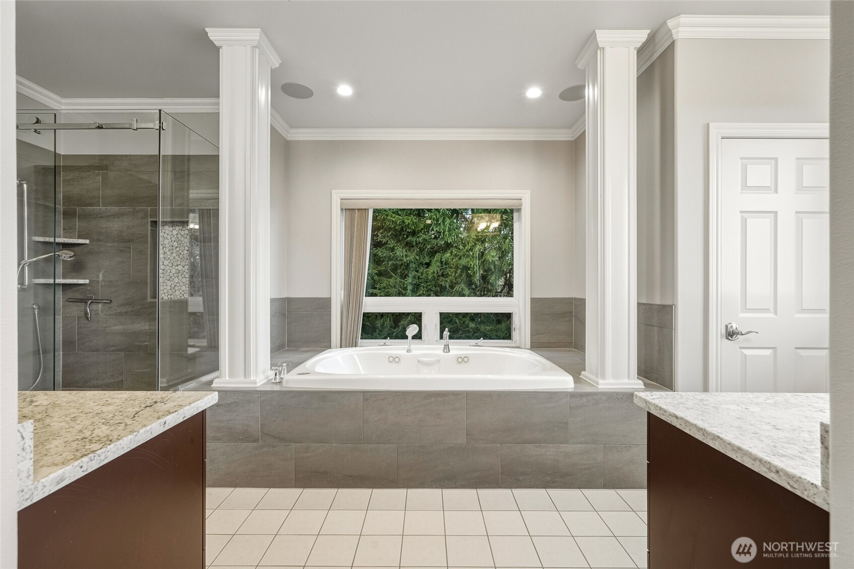 514 Wayne's Ridge Circle , Camano Island, WA 98282