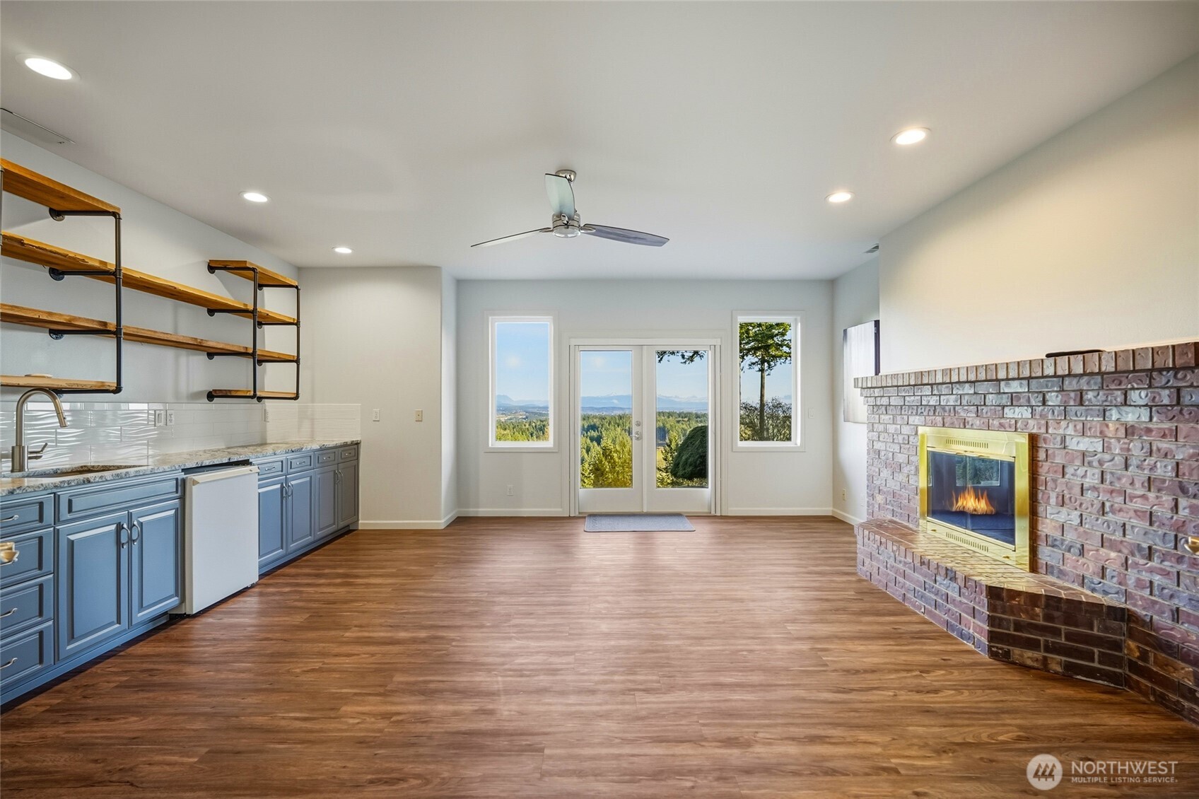 514 Wayne's Ridge Circle , Camano Island, WA 98282