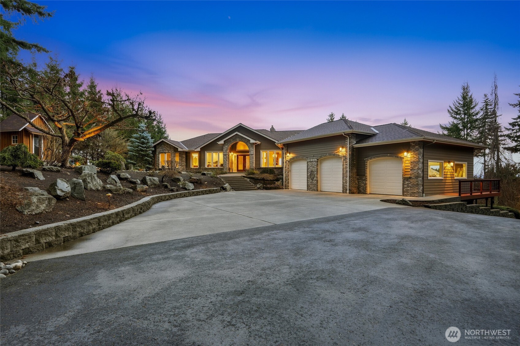 514 Wayne's Ridge Circle , Camano Island, WA 98282