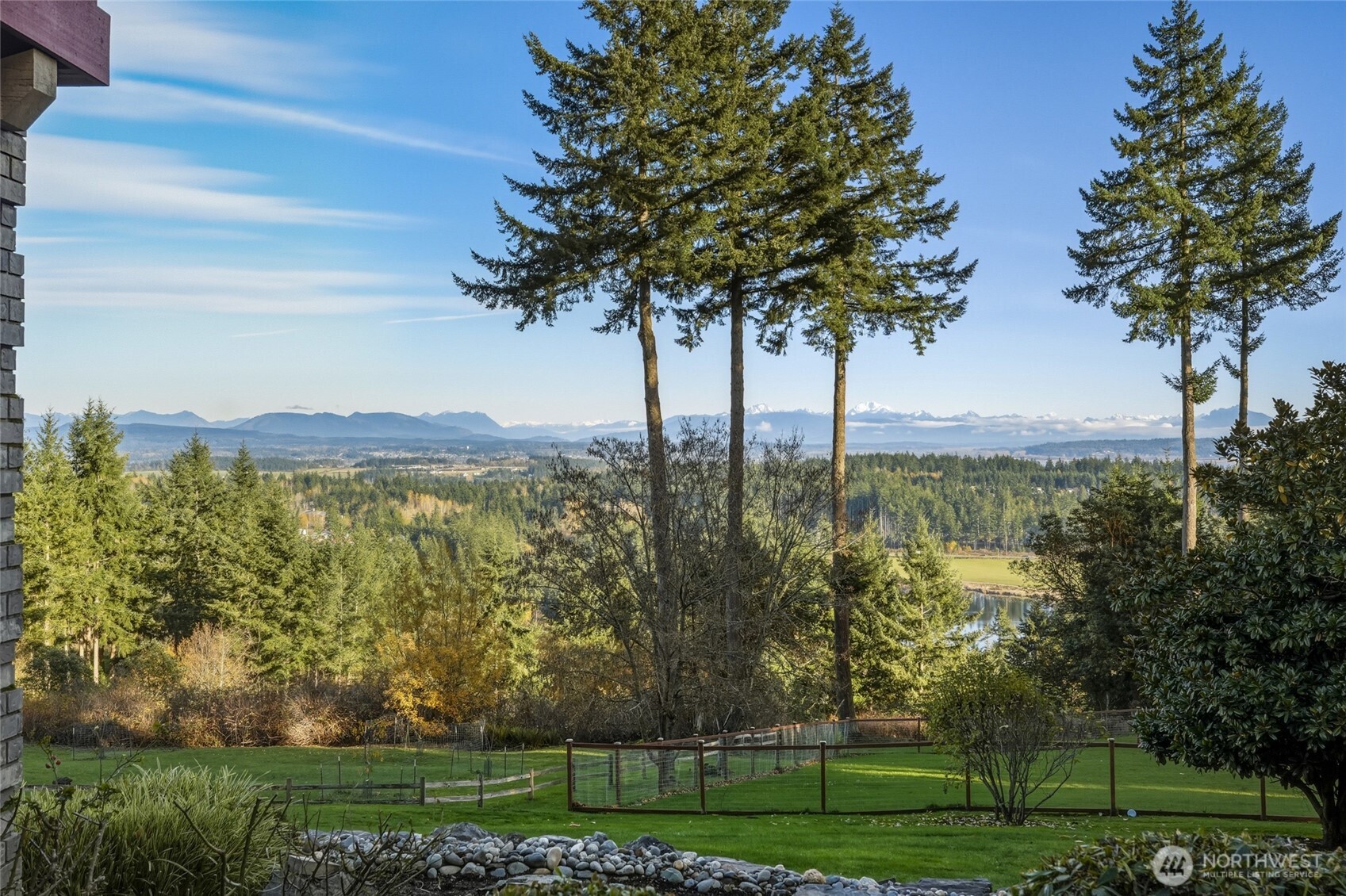 514 Wayne's Ridge Circle , Camano Island, WA 98282