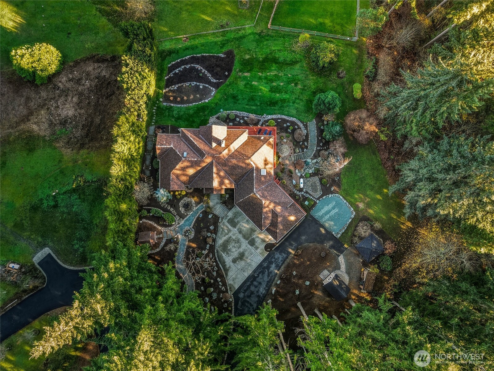 514 Wayne's Ridge Circle , Camano Island, WA 98282