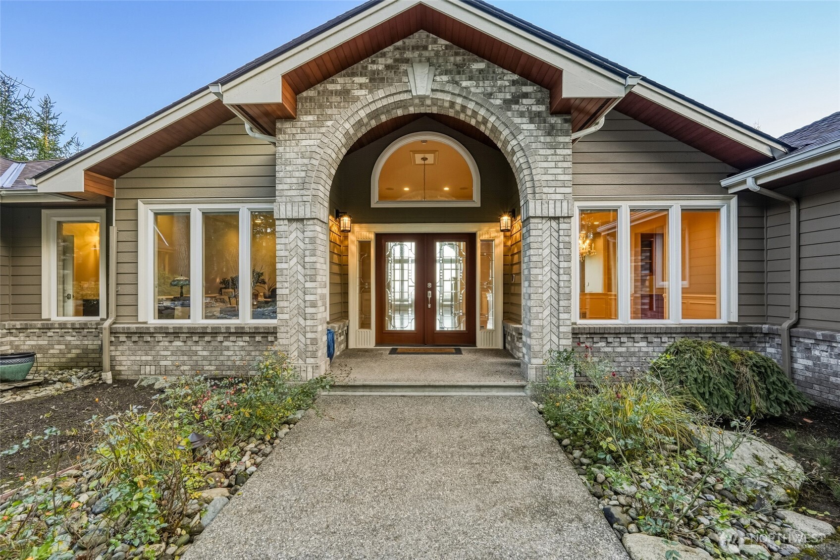 514 Wayne's Ridge Circle , Camano Island, WA 98282