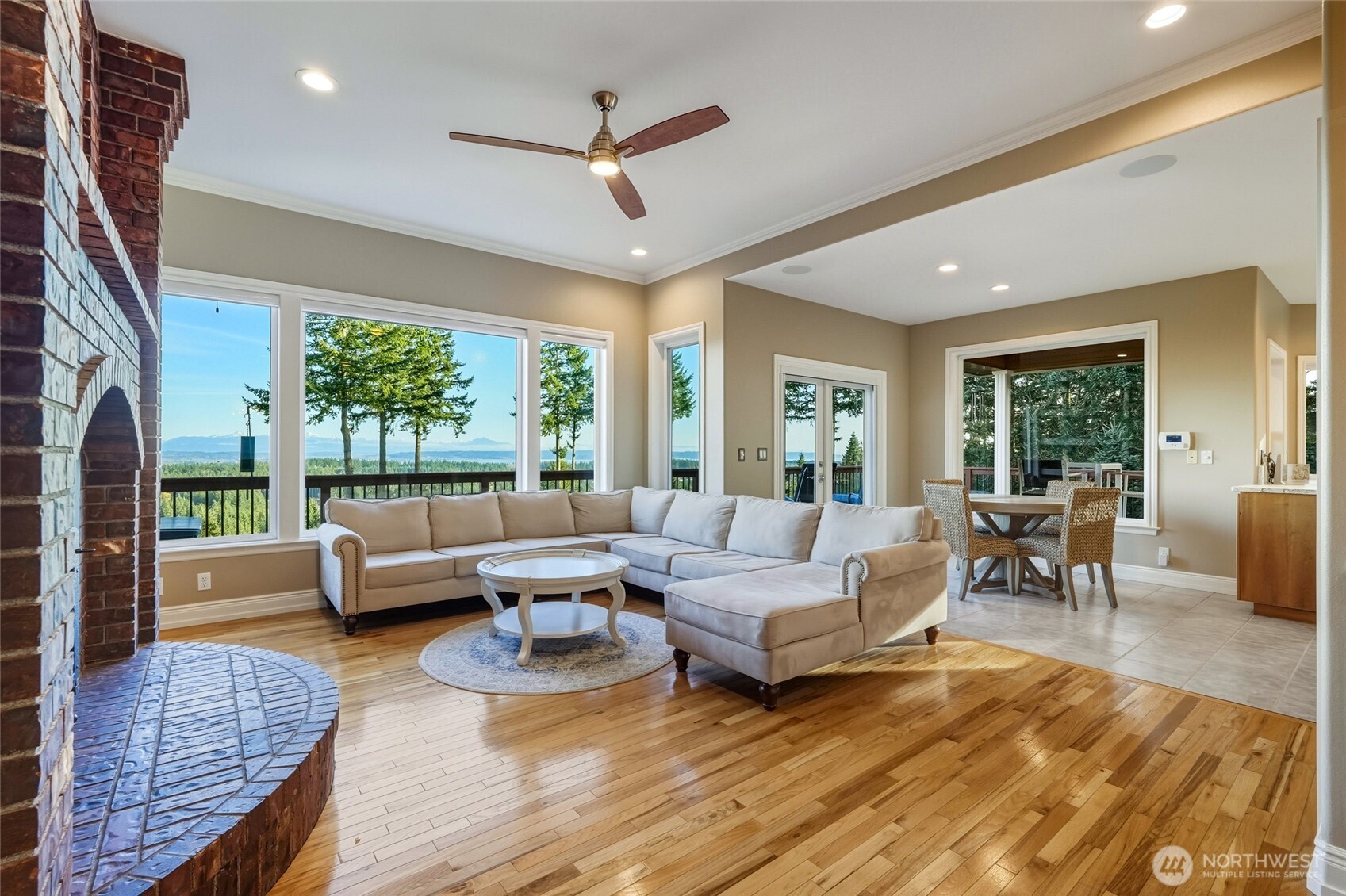 514 Wayne's Ridge Circle , Camano Island, WA 98282