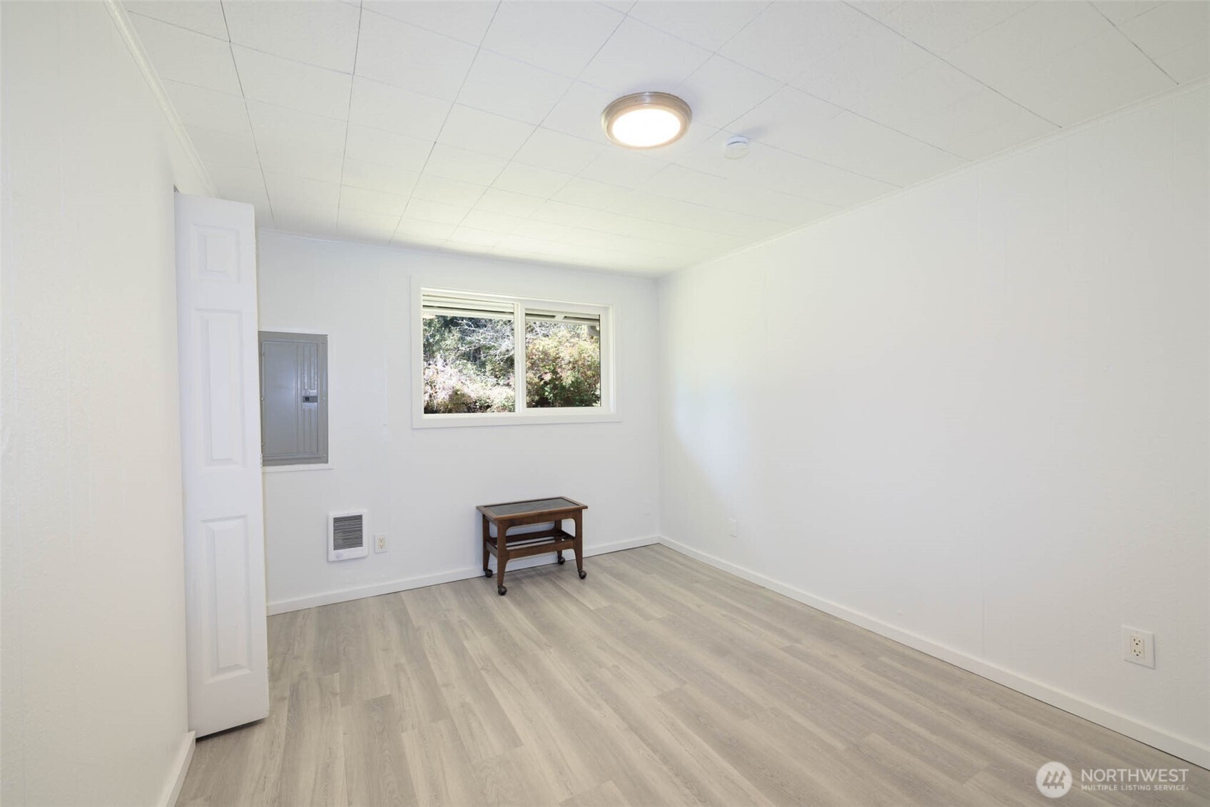621 N Broadway , Westport, WA 98595